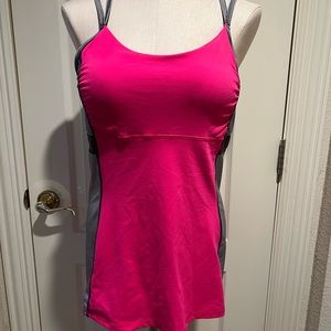 Kyodan Athletic Tank Top w/ Bulit-in Bra racer back sz L